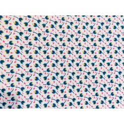 Fleurs bleu et motifs rose