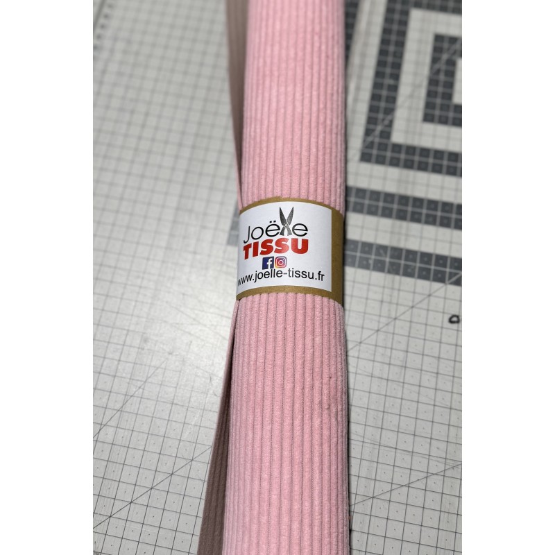 Coupon velours cottelé -rose bonbon.