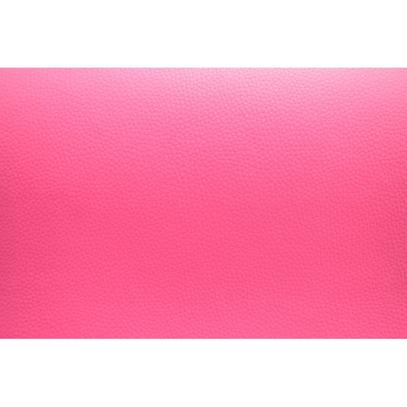 Simili cuir rose fushia.