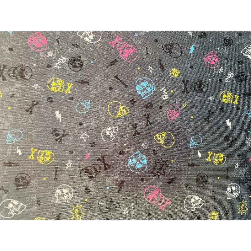 PUL têtes de mort - TISSU IMPERMÉABLE